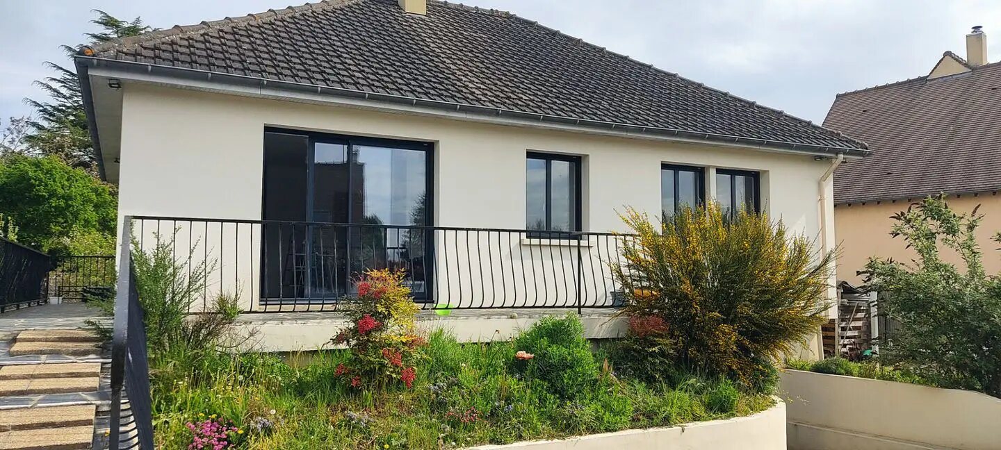 Maison à louer, 84m², Feucherolles