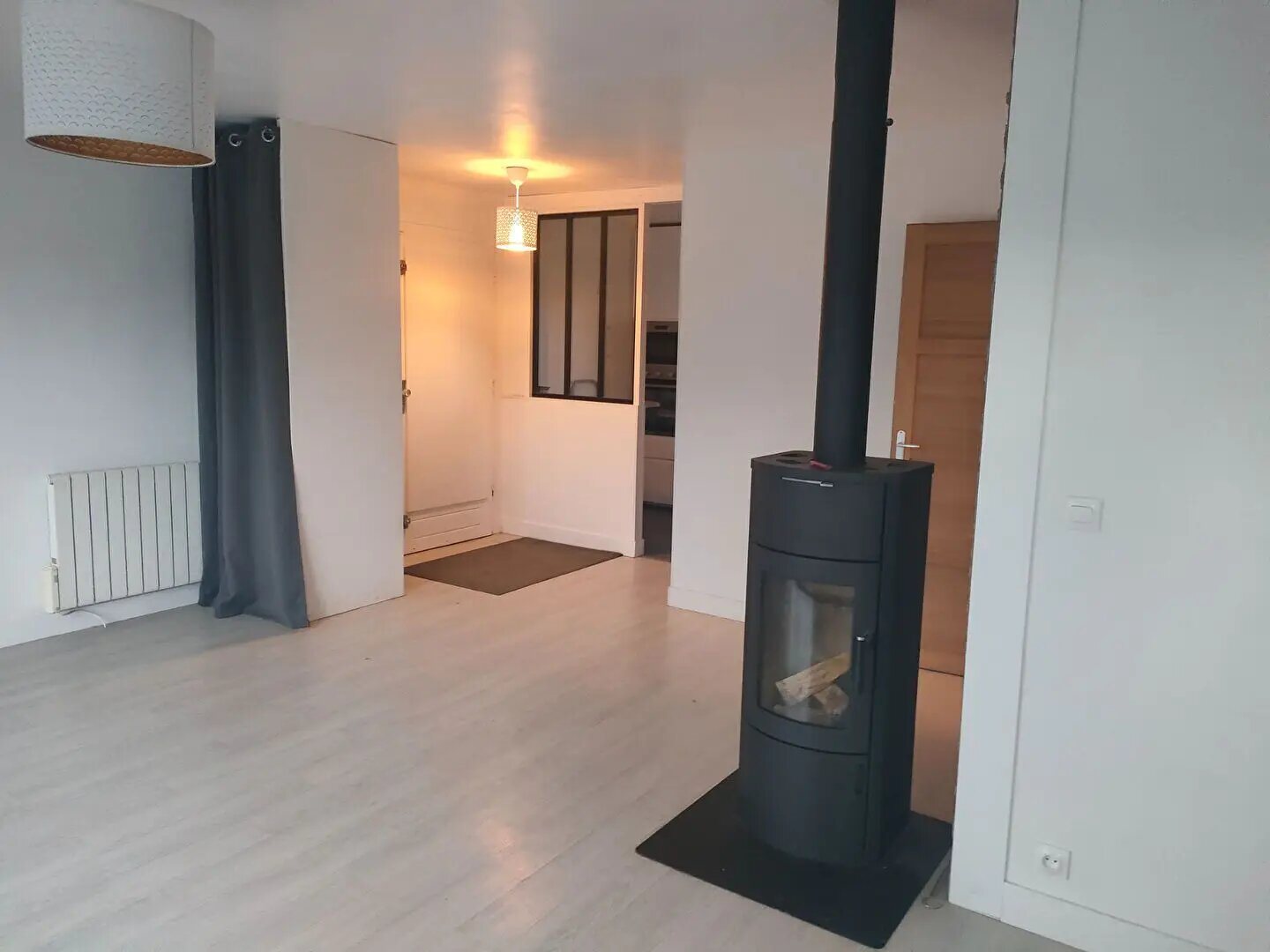 Maison à louer, 84m², Feucherolles