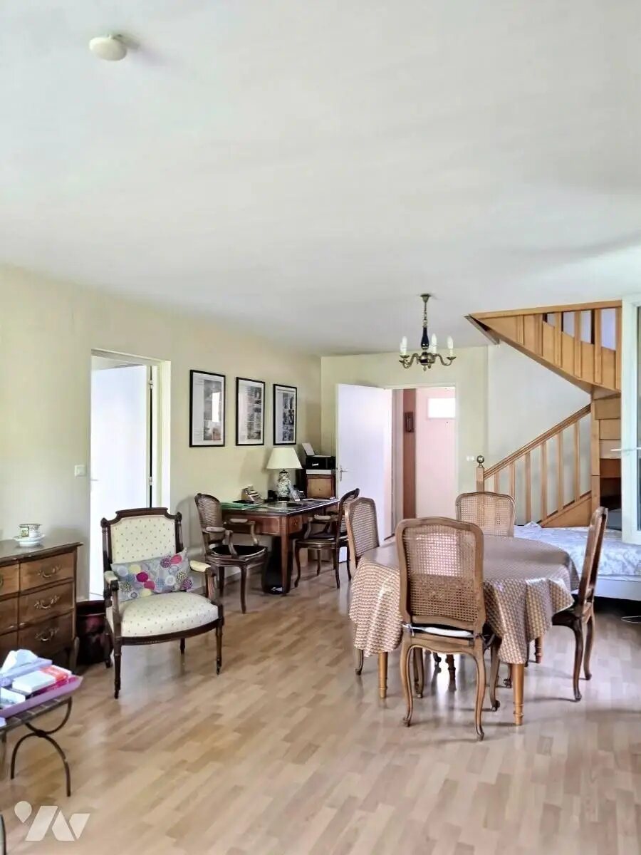 Maison à vendre, 109m², Lons-le-Saunier