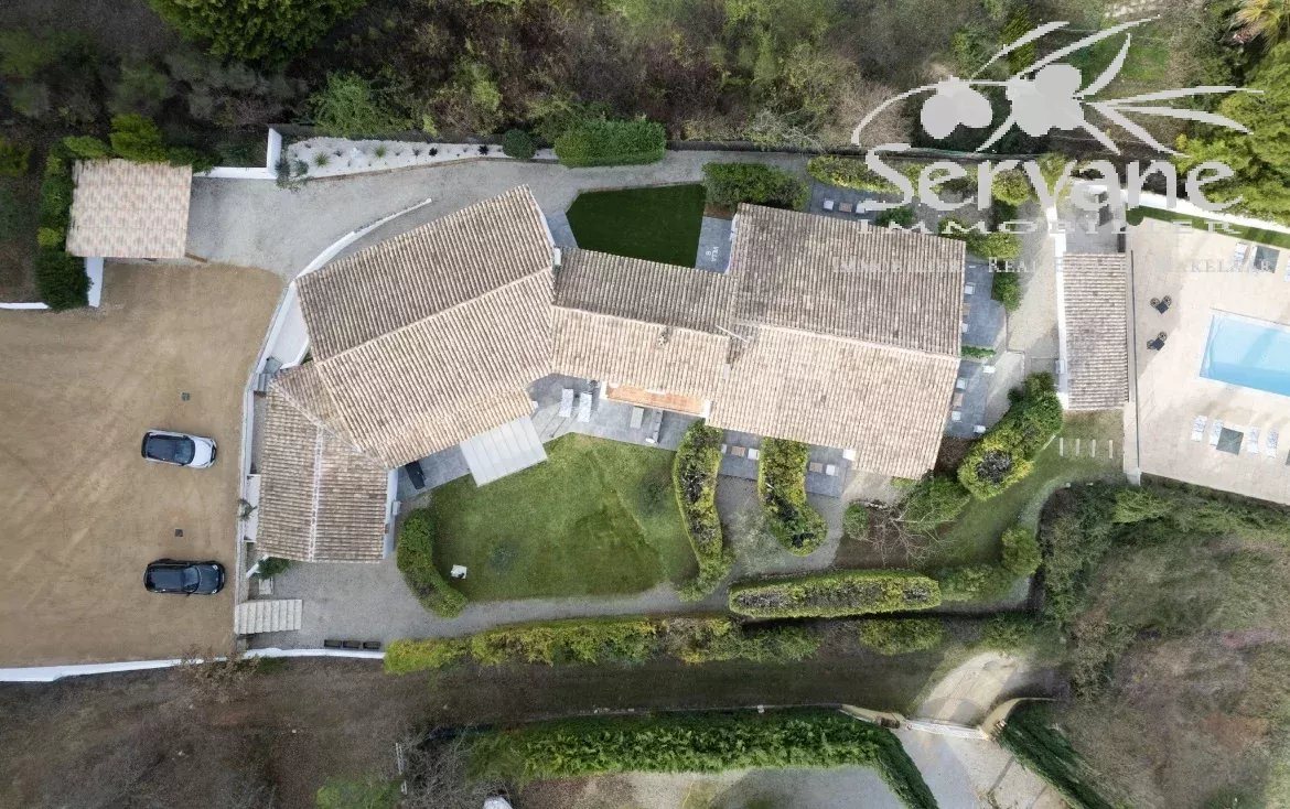 Maison à vendre, 473m², Salernes