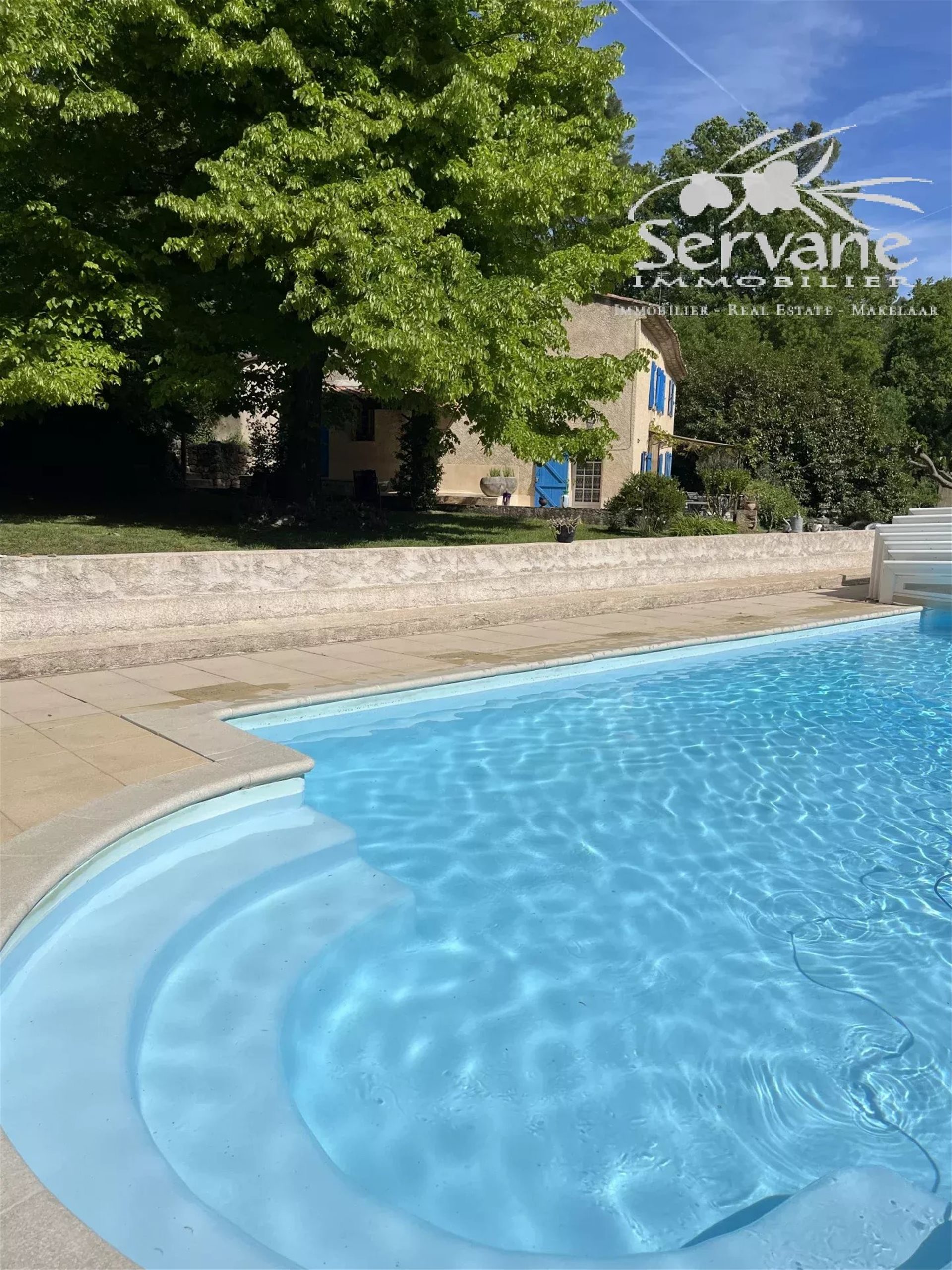 Maison à vendre, 325m², Salernes