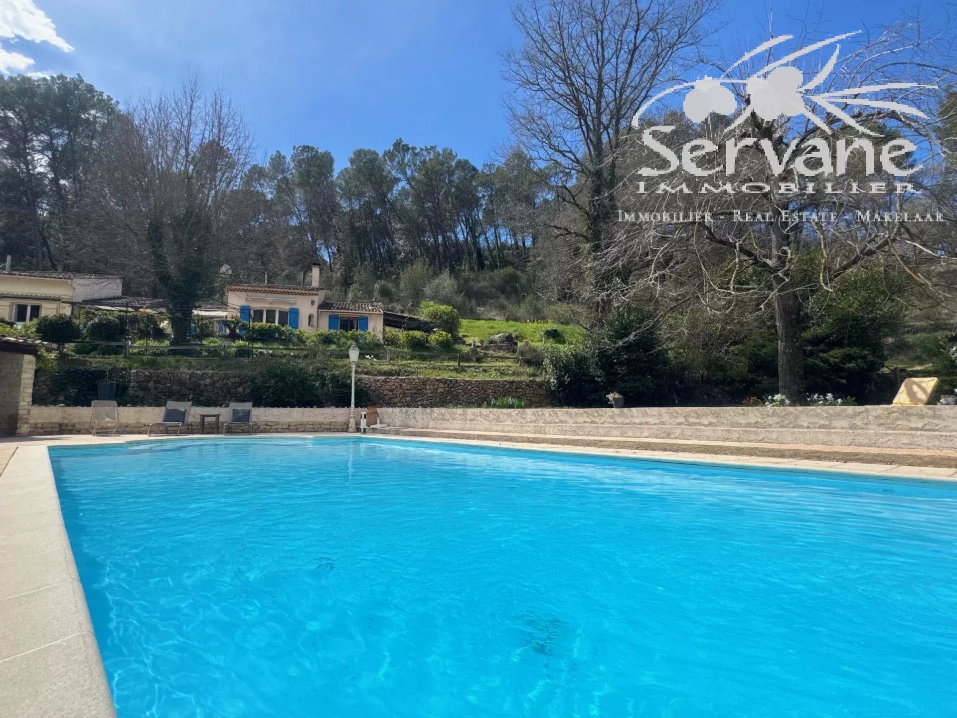 Maison à vendre, 325m², Salernes