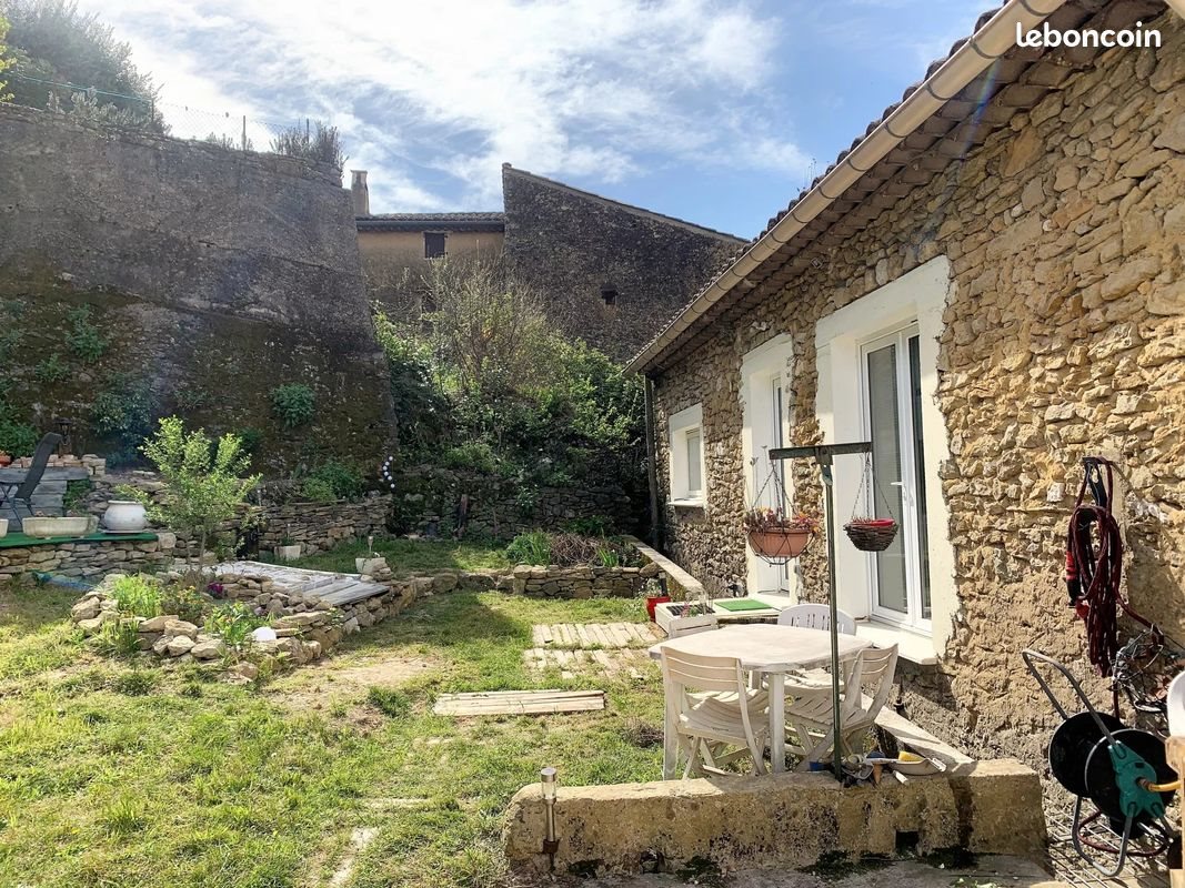 Maison à vendre, 67m², Saint-Montan