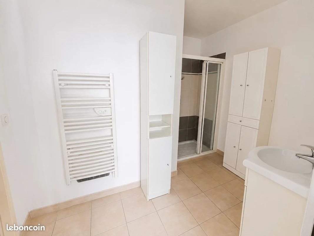 Appartement à vendre, 63m², Lambesc
