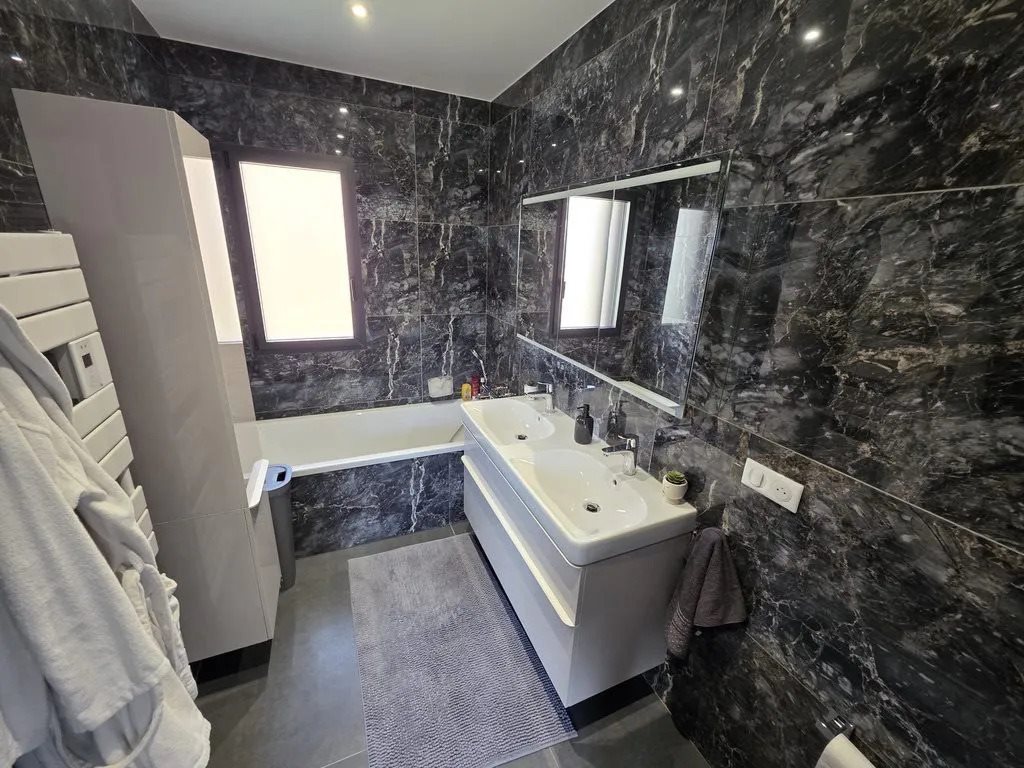 Maison à vendre, 159m², Saint-Alban-Leysse