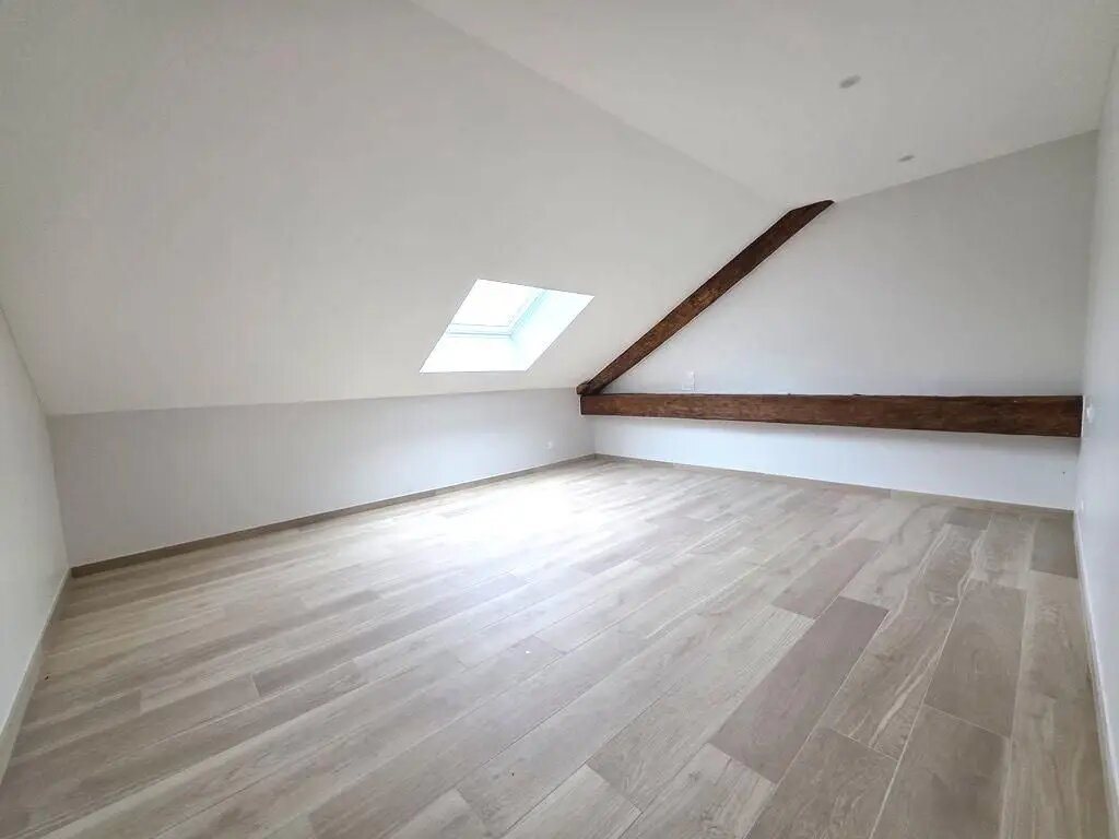Appartement à vendre, 71m², Yenne