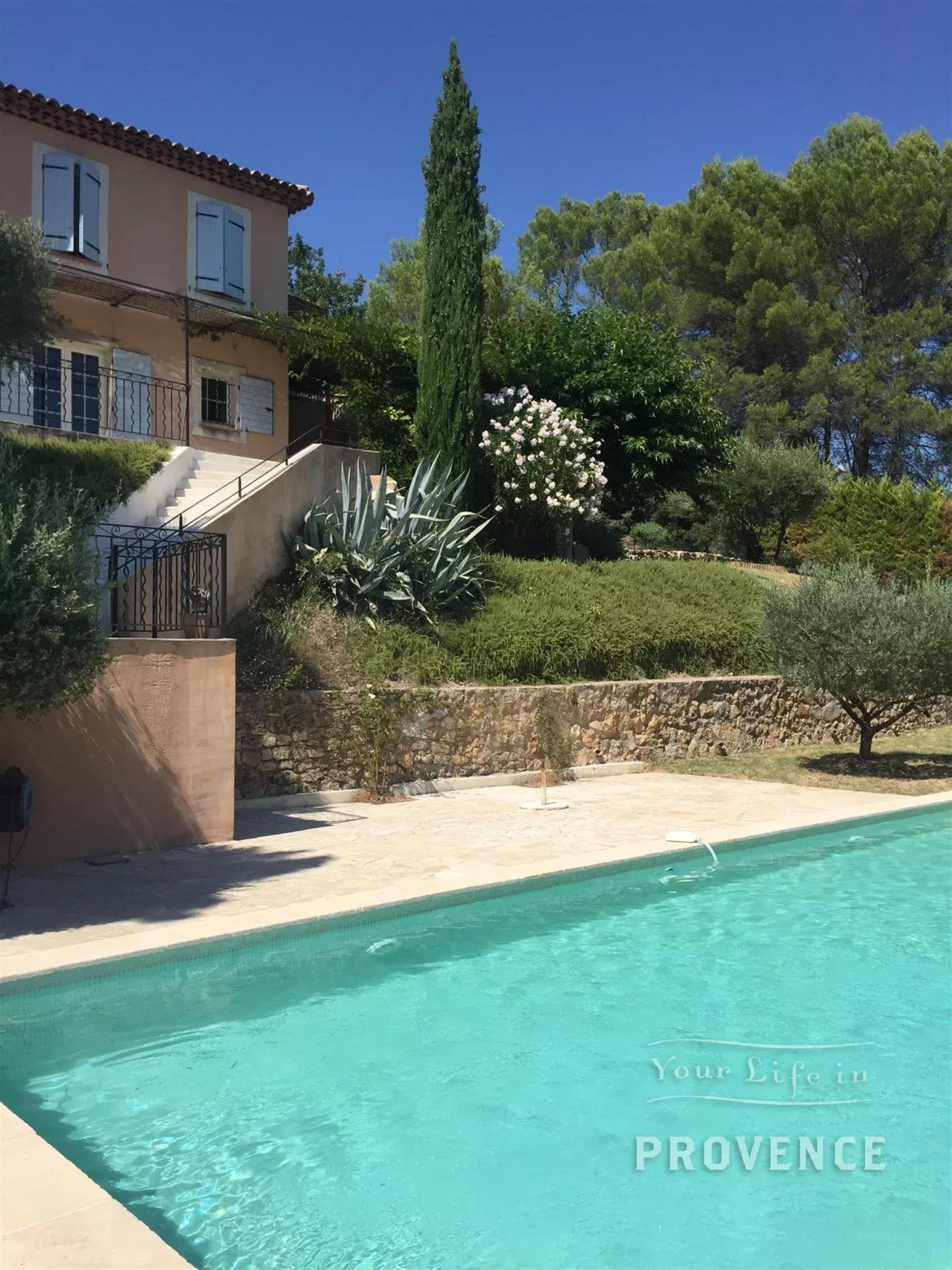 Maison à vendre, 296m², Lorgues