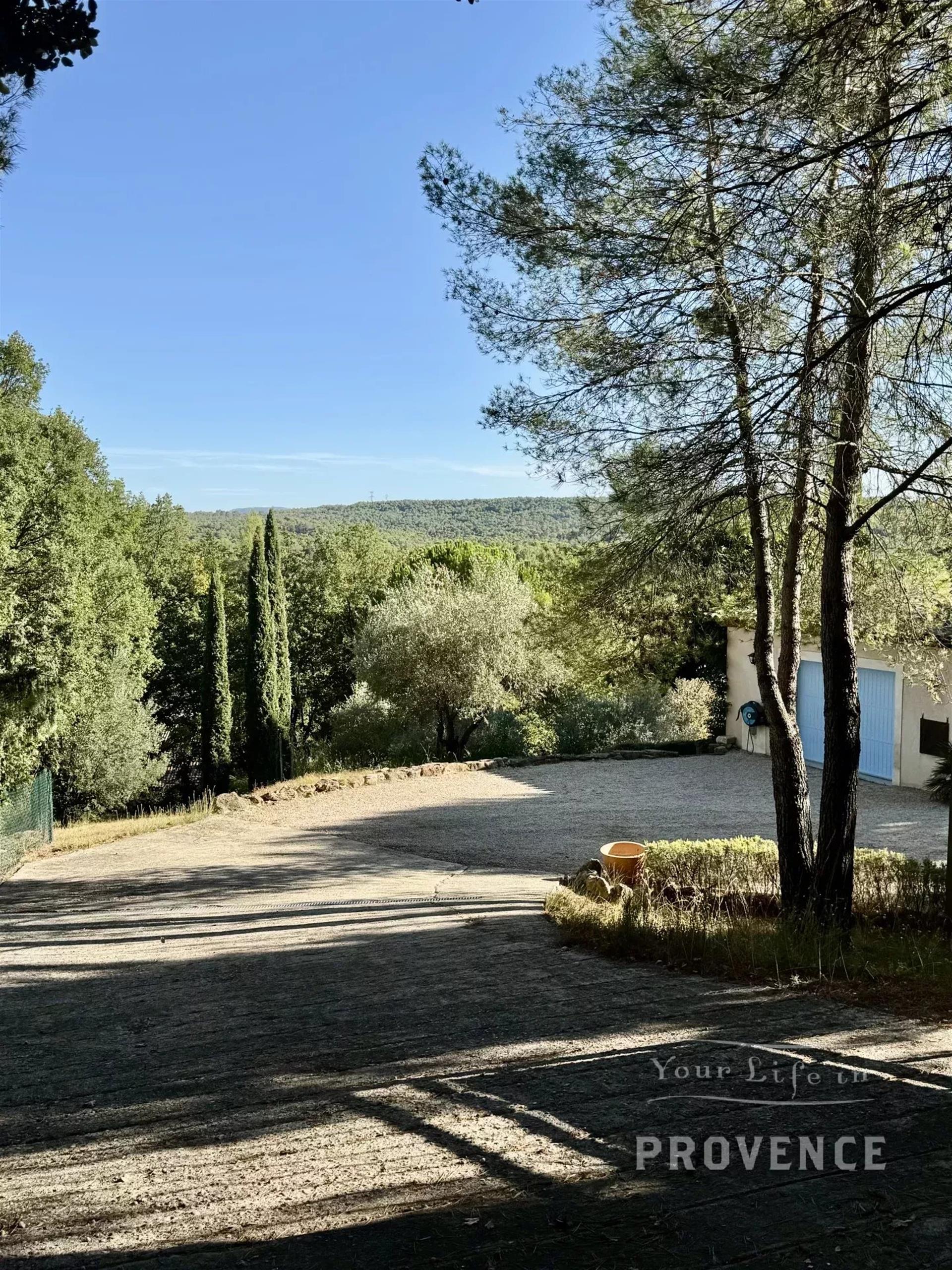 Maison à vendre, 296m², Lorgues