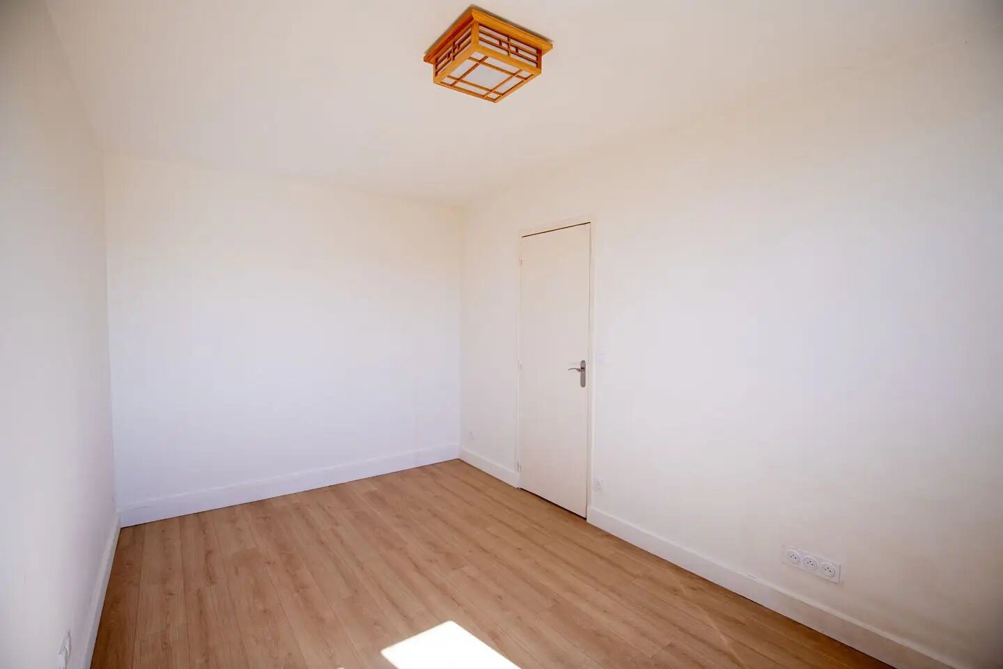 Appartement à louer, 63m², Châtillon
