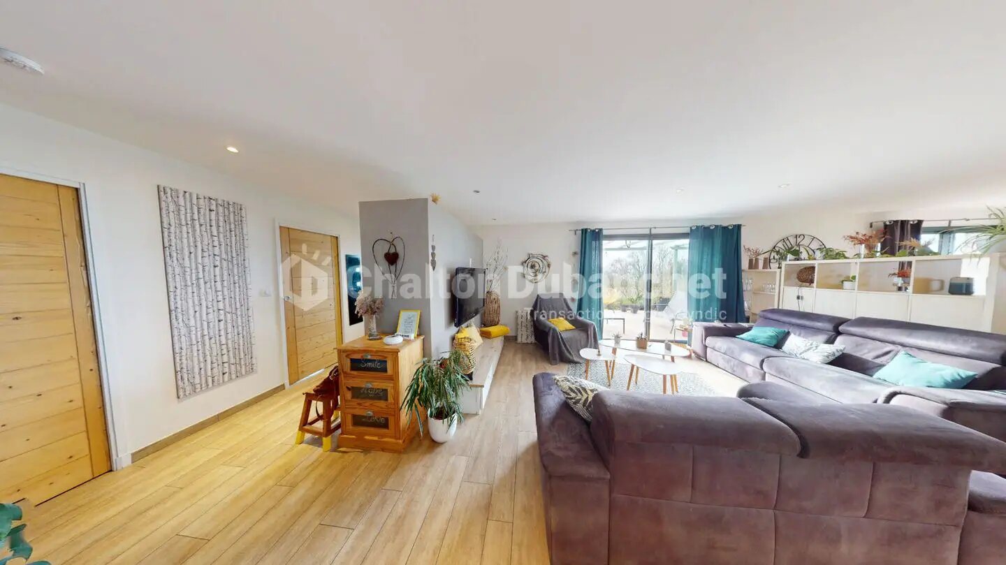Maison à vendre, 157m², Iguerande