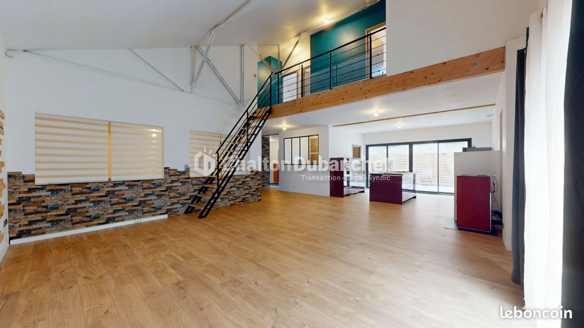 Maison à vendre, 165m², Roanne