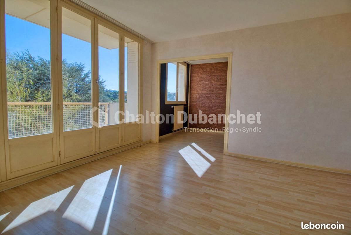 Appartement à vendre, 71m², Villerest