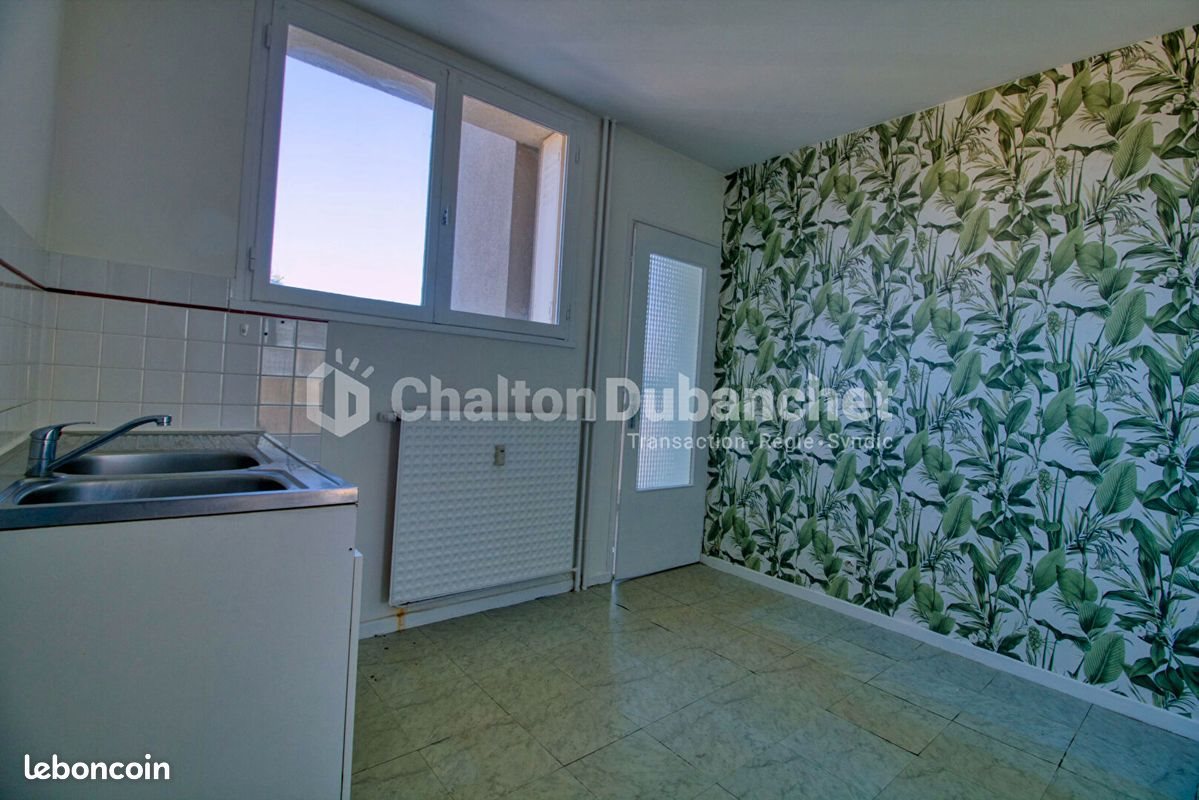 Appartement à vendre, 71m², Villerest