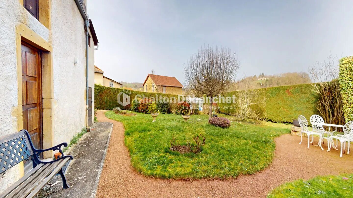 Maison à vendre, 213m², Saint-Denis-de-Cabanne