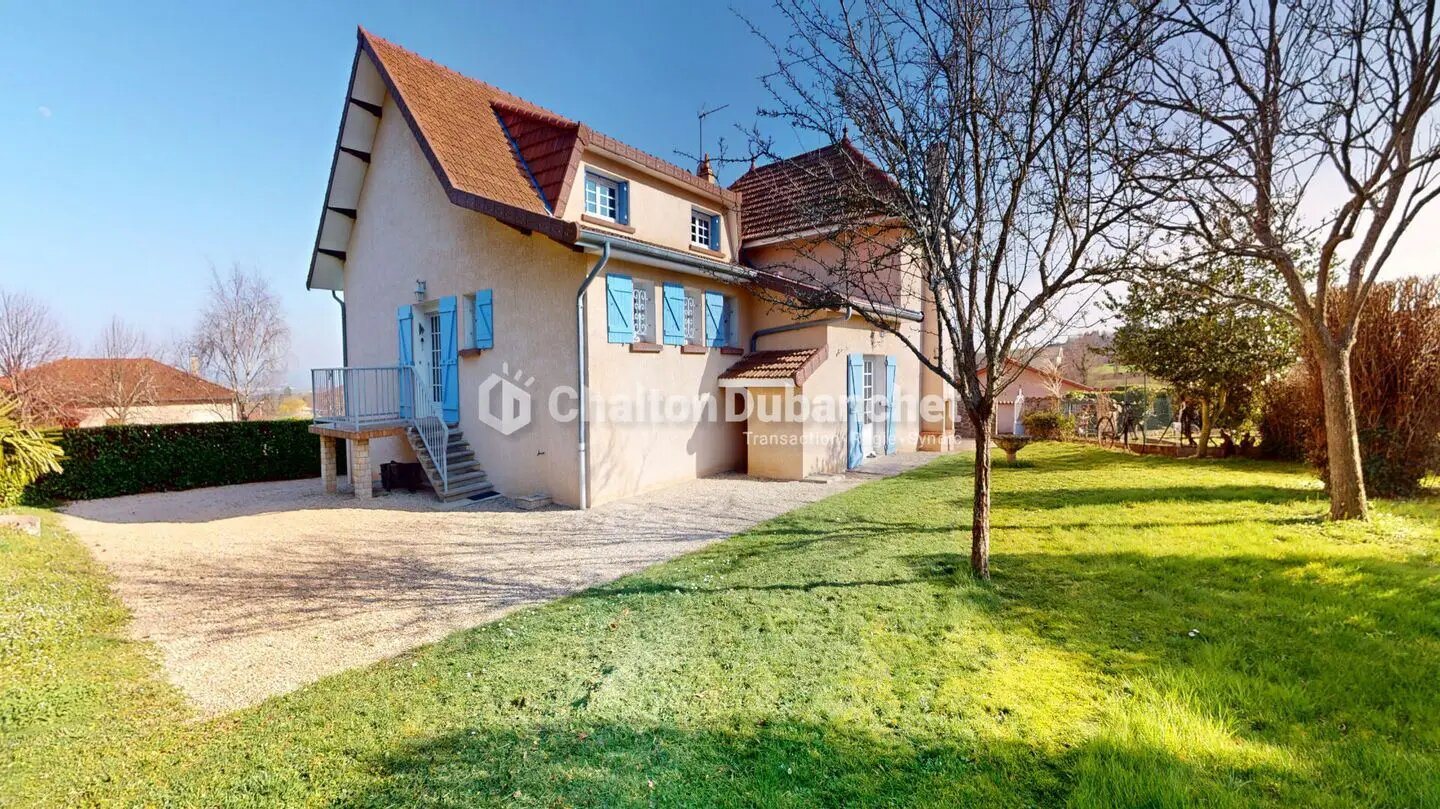 Maison à vendre, 230m², Saint-Alban-les-Eaux