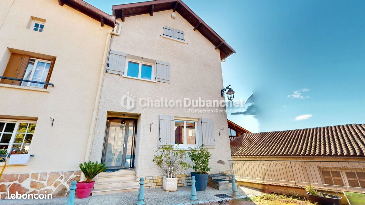 Maison à vendre, 144m², Perreux