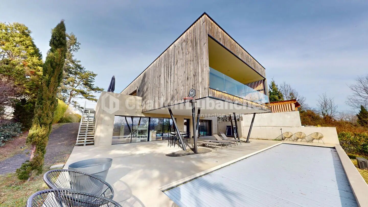 Maison à vendre, 235m², Saint-Léger-sur-Roanne