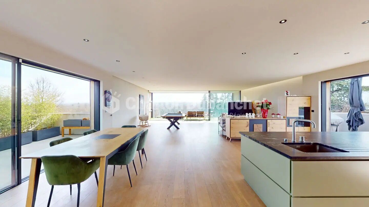 Maison à vendre, 235m², Saint-Léger-sur-Roanne
