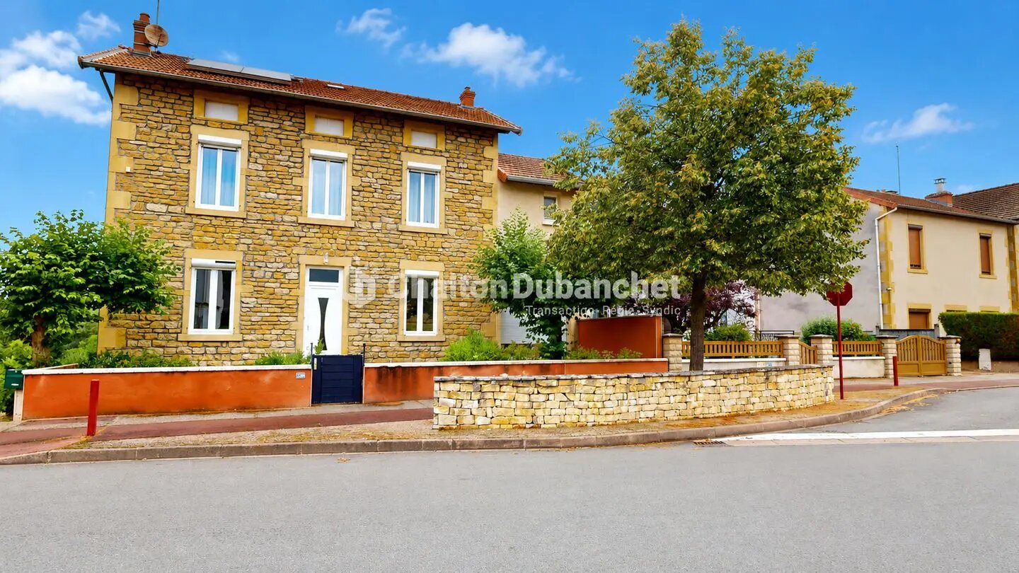 Maison à vendre, 175m², Saint-Denis-de-Cabanne