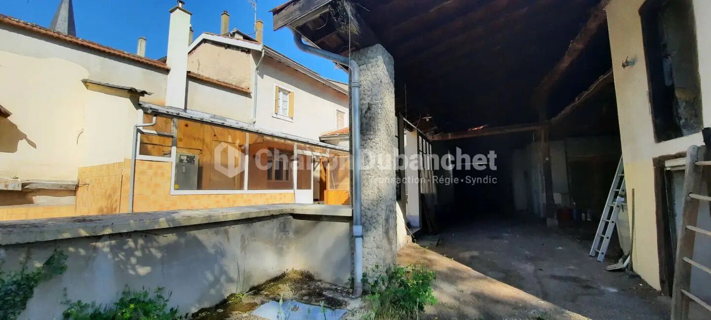 Maison à vendre, 195m², Nervieux