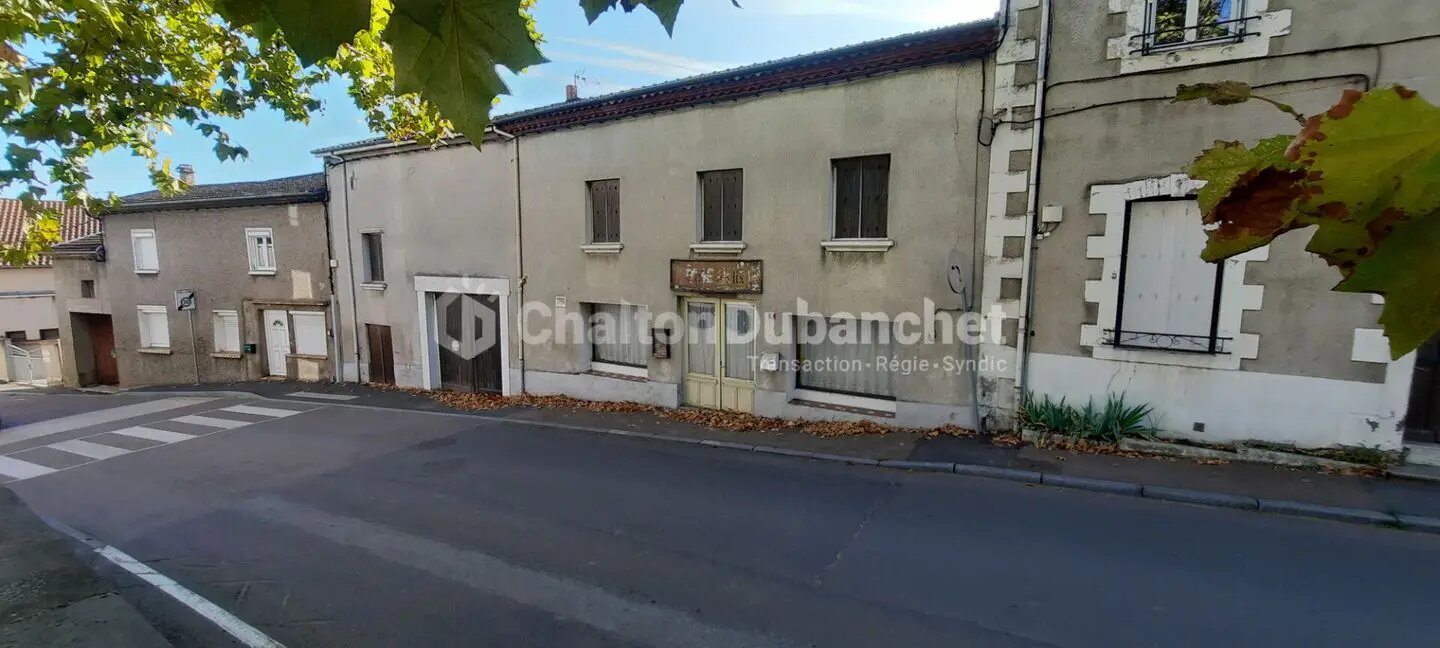 Maison à vendre, 195m², Nervieux