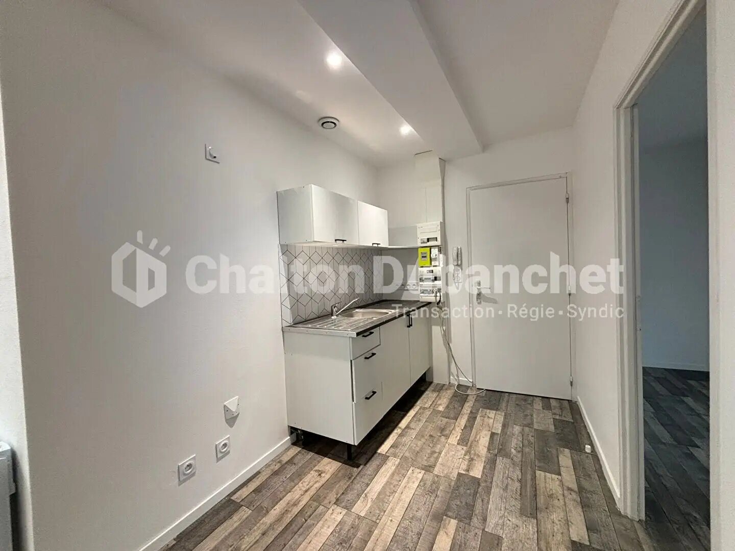 Appartement à louer, 43m², Régny