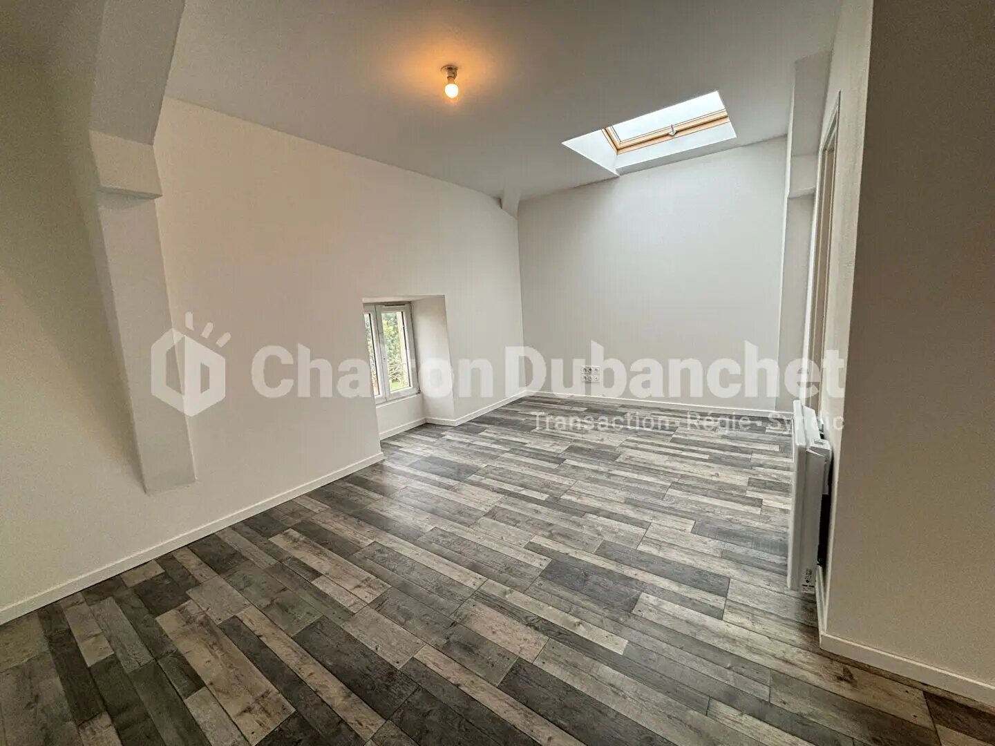 Appartement à louer, 43m², Régny