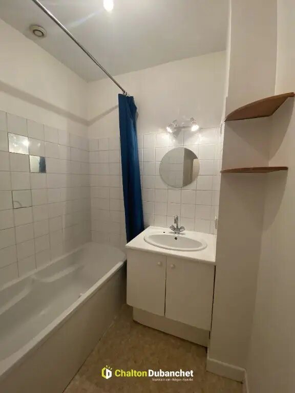 Appartement à louer, 76m², Saint-André-d'Apchon