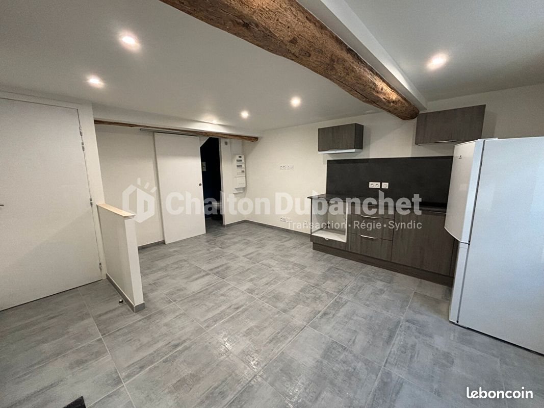 Appartement à louer, 31m², Roanne