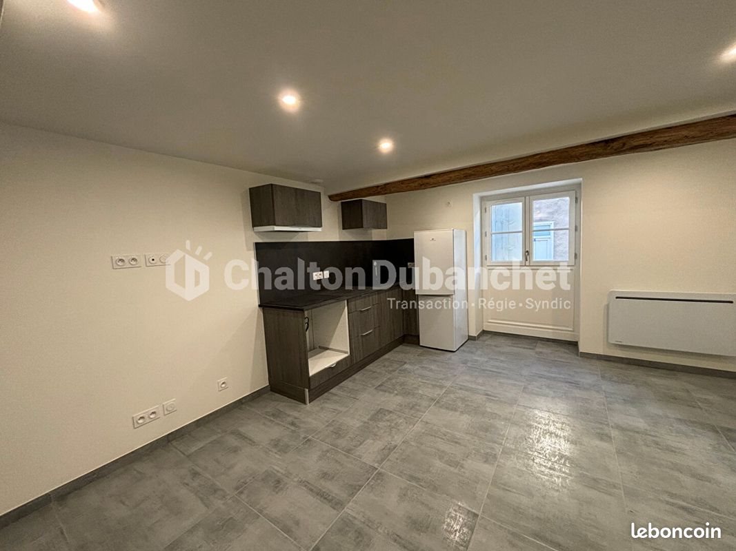 Appartement à louer, 31m², Roanne
