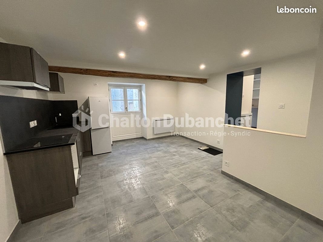Appartement à louer, 31m², Roanne