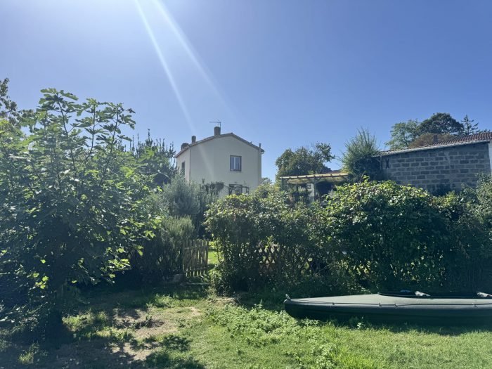 Maison à vendre, 102m², Mortagne-sur-Gironde