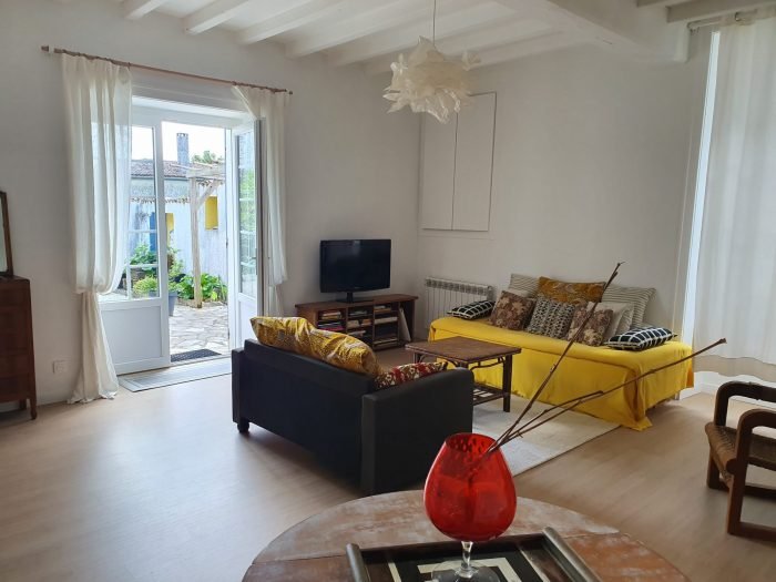 Maison à vendre, 181m², Mortagne-sur-Gironde