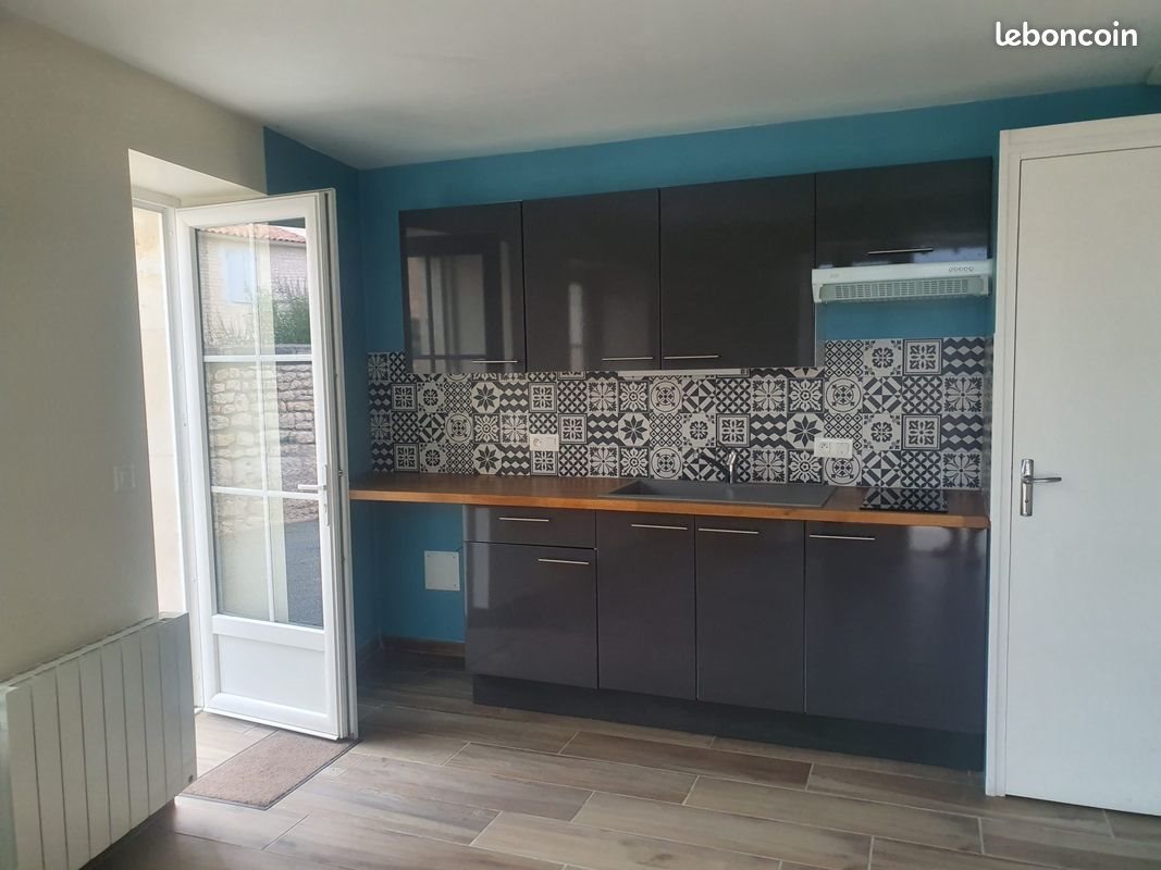 Maison à louer, 51m², Meursac