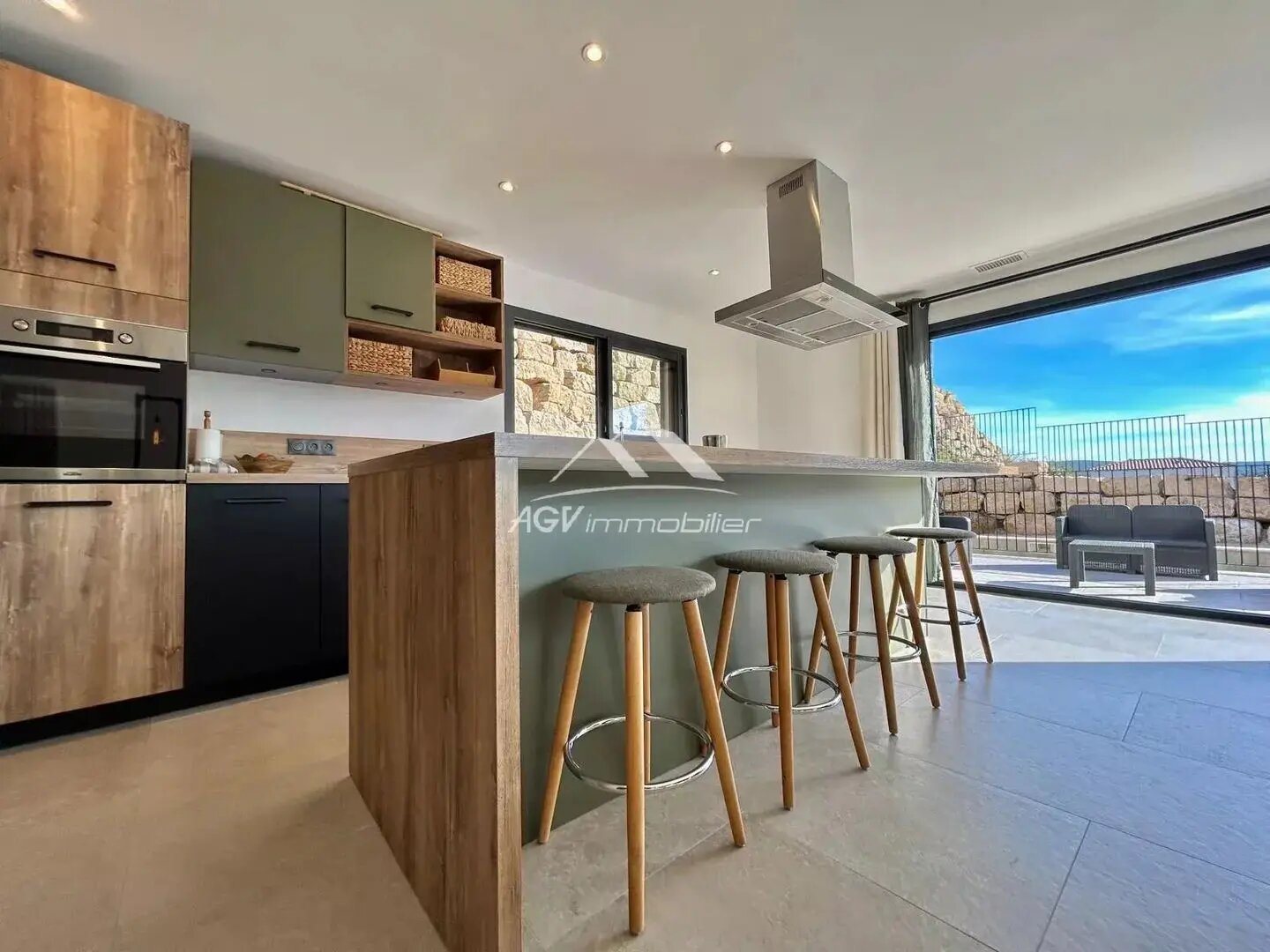 Maison à vendre, 196m², Saint-Jean-du-Pin