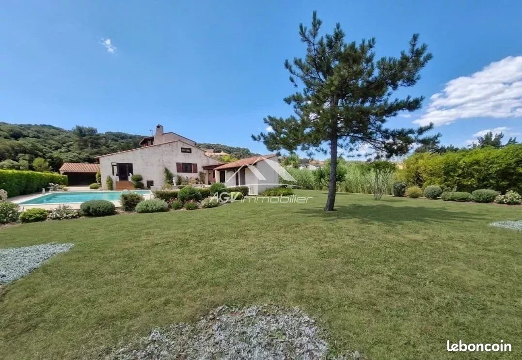 Maison à vendre, 161m², Rousson