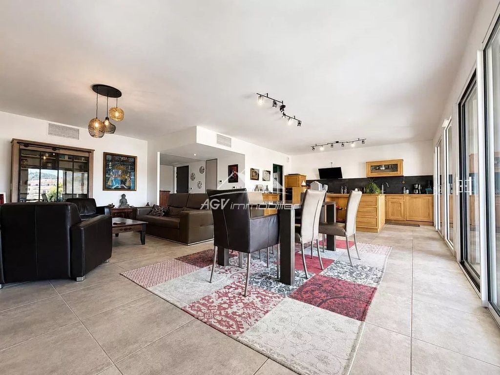 Appartement à vendre, 165m², Alès