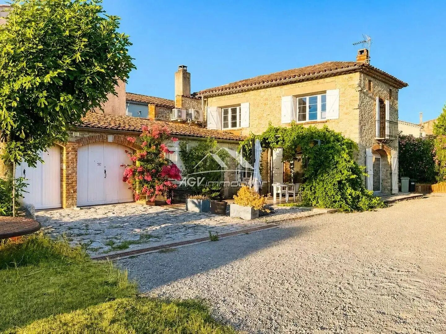 Maison à vendre, 220m², Saint-Jean-de-Serres
