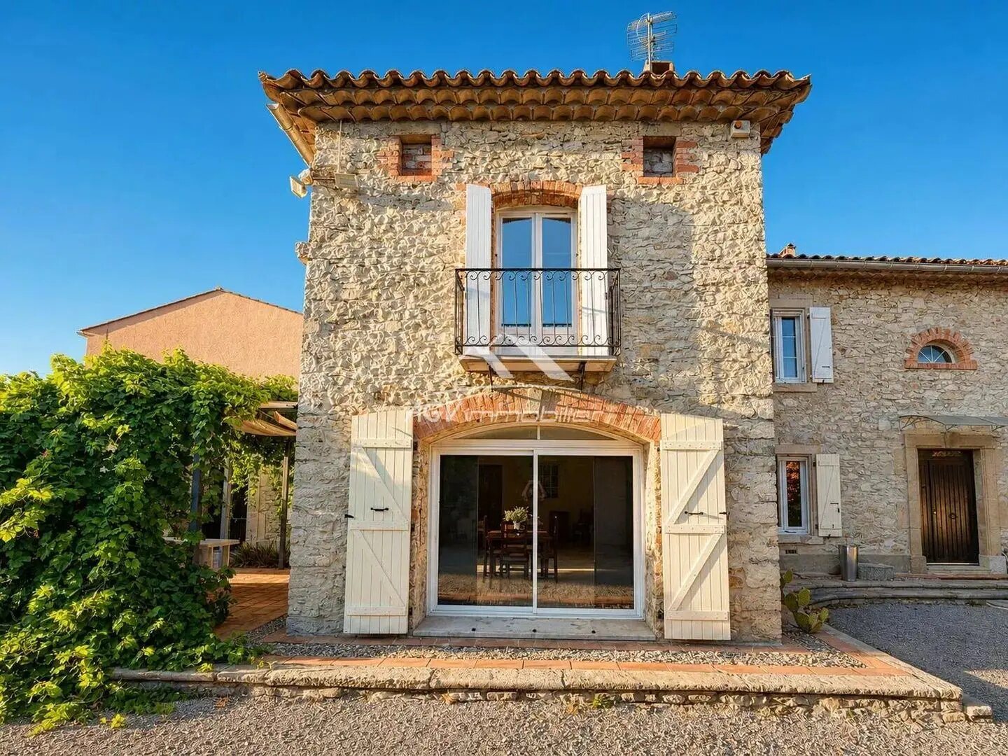 Maison à vendre, 220m², Saint-Jean-de-Serres