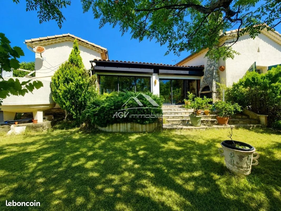 Maison à vendre, 156m², Rousson