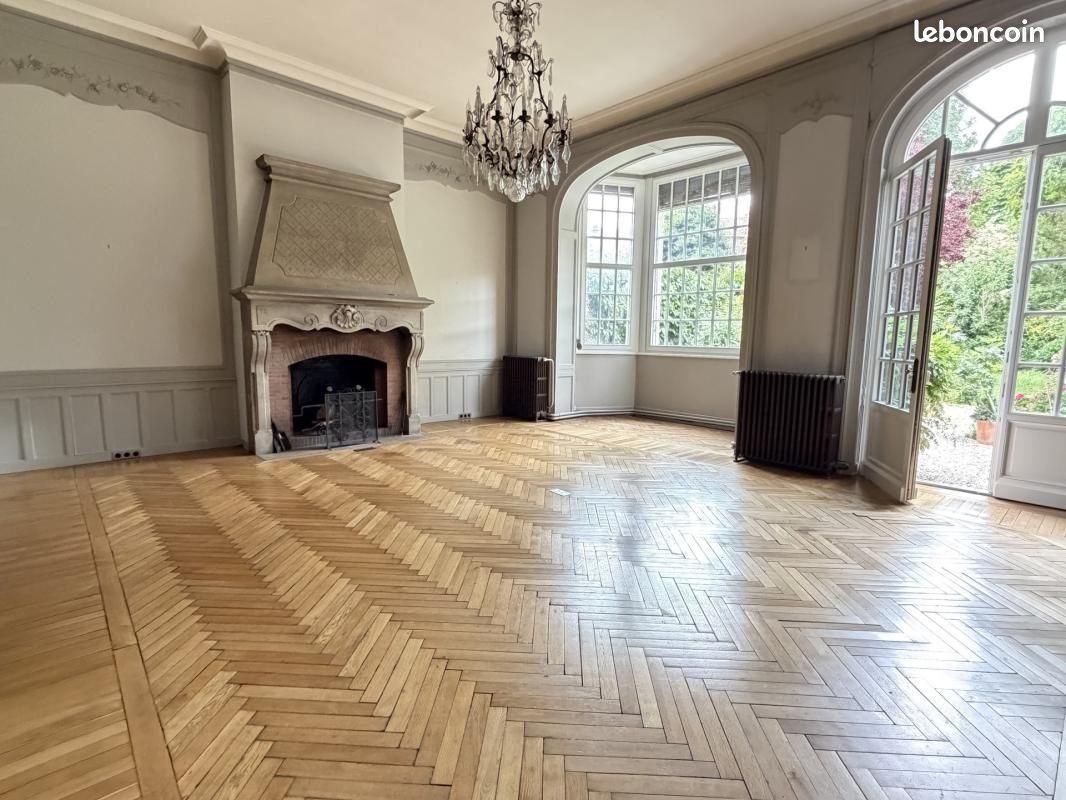 Maison à louer, 306m², Lille