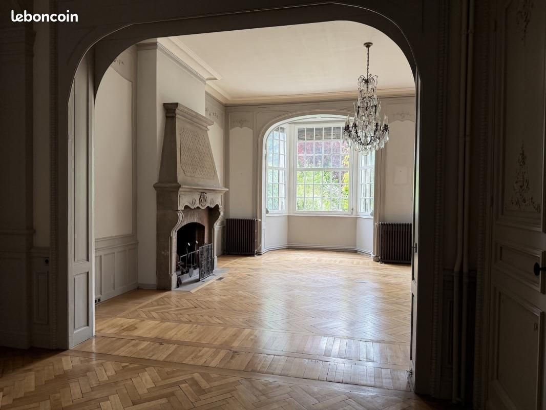 Maison à louer, 306m², Lille
