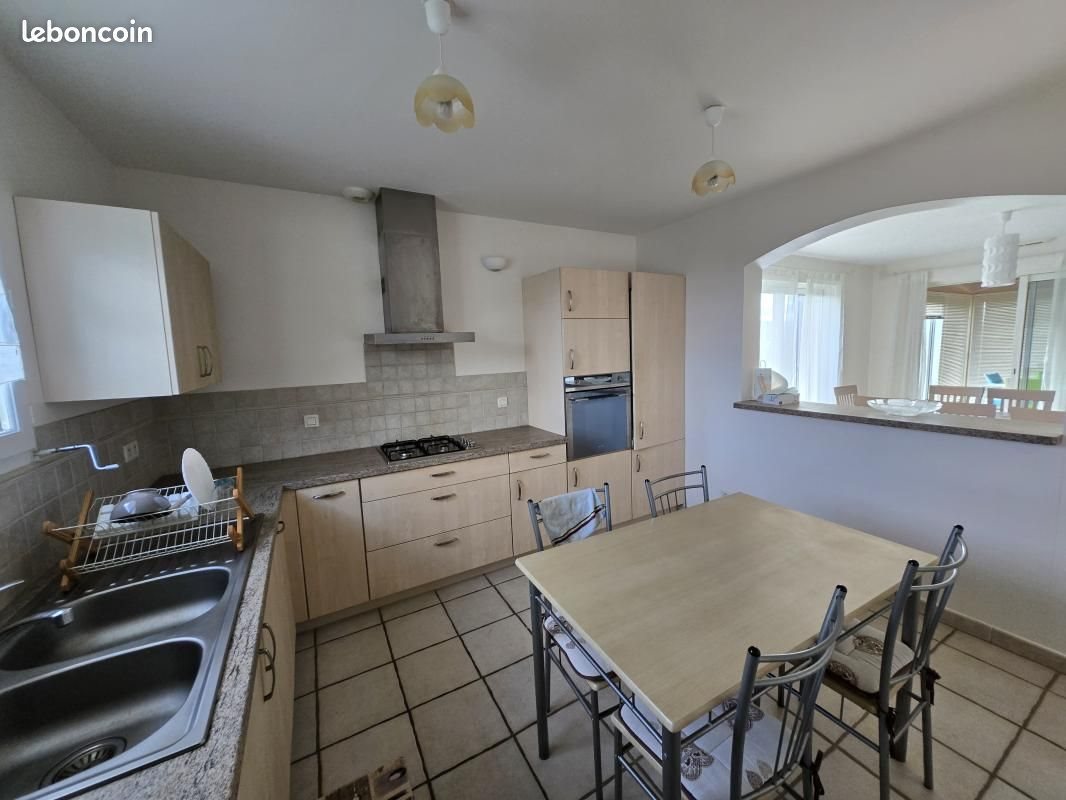 Maison à vendre, 129m², Saint-Bonnet-des-Bruyères