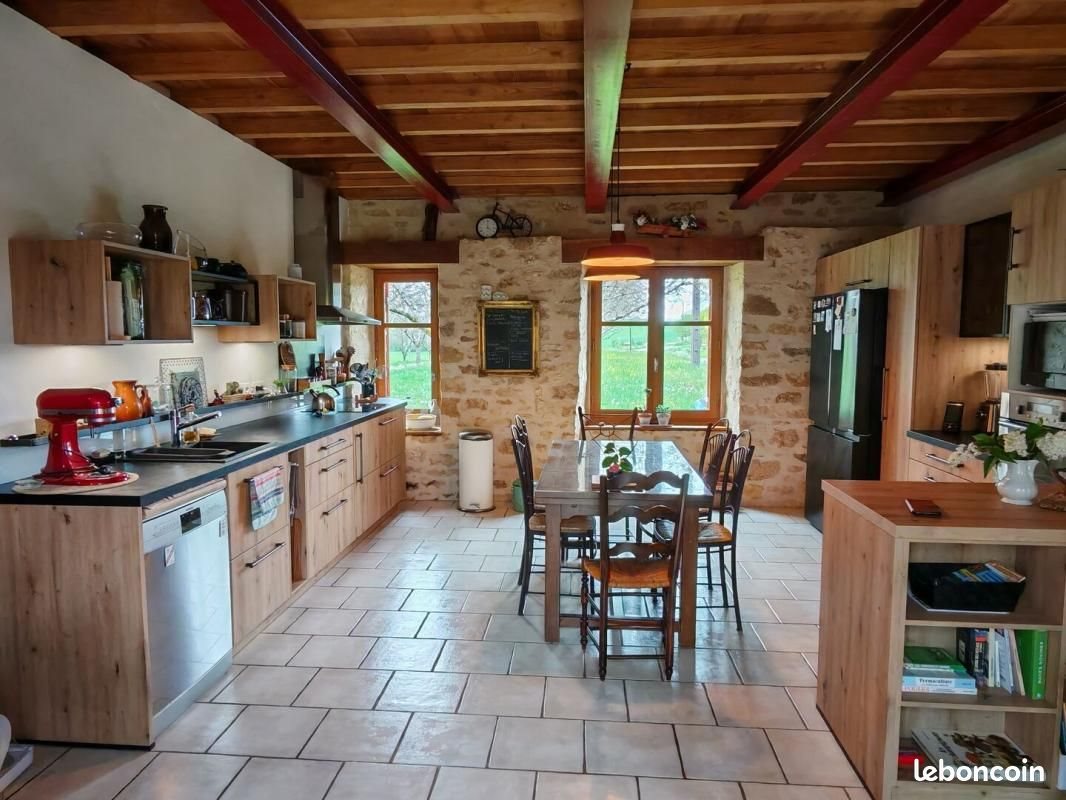 Maison à vendre, 148m², Excideuil