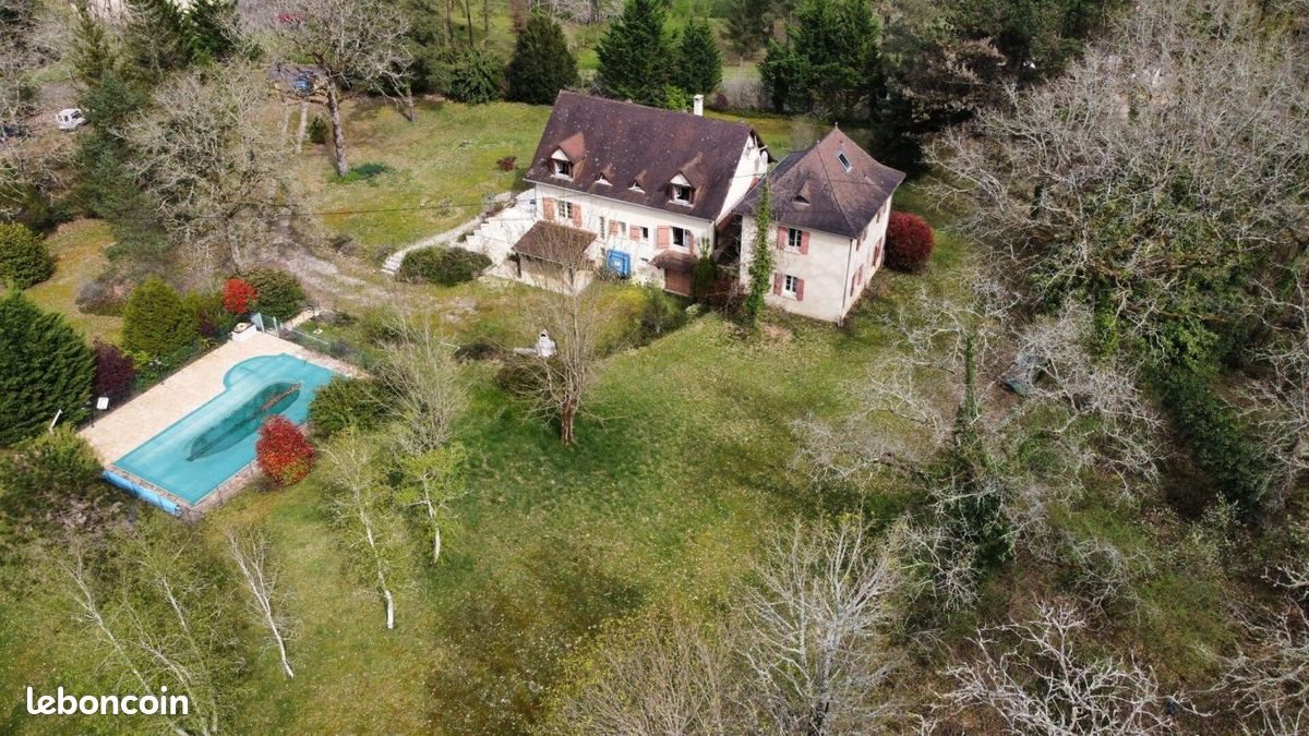 Maison à vendre, 190m², Hautefort