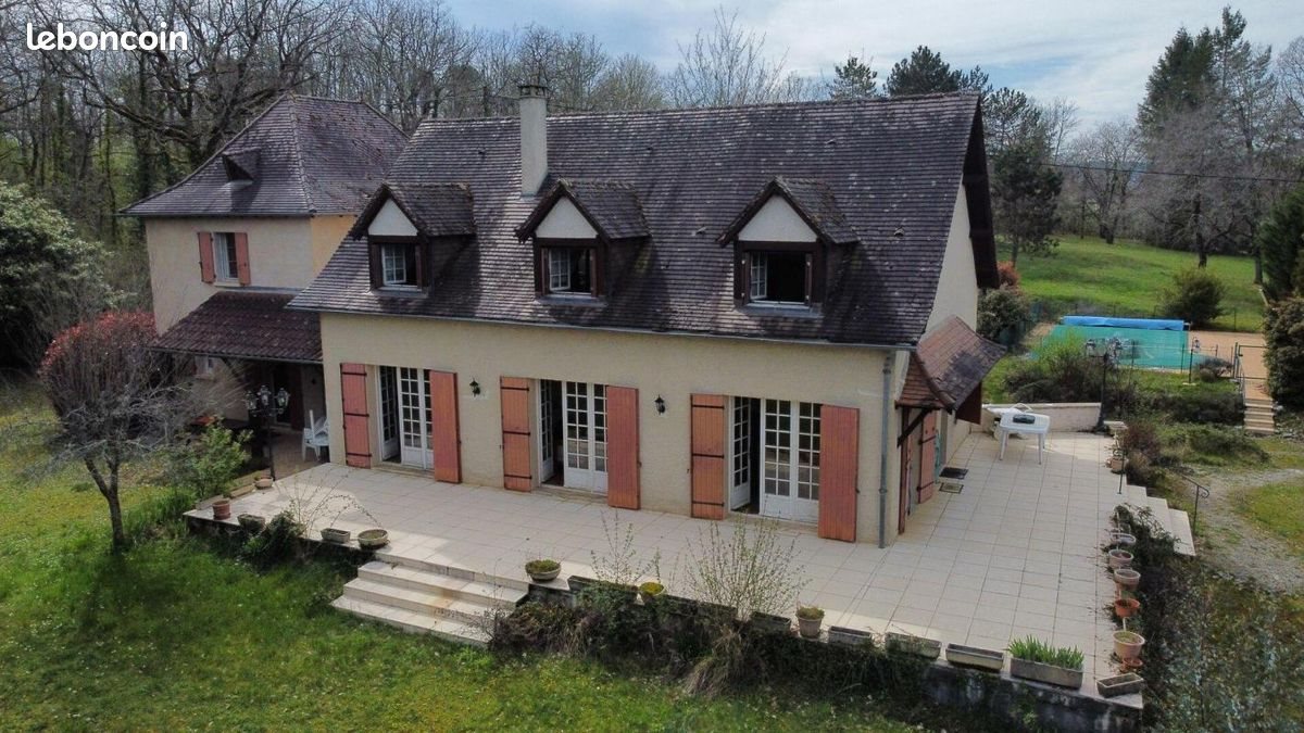 Maison à vendre, 190m², Hautefort