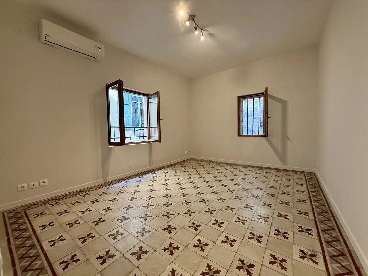 Maison à vendre, 67m², Sommières