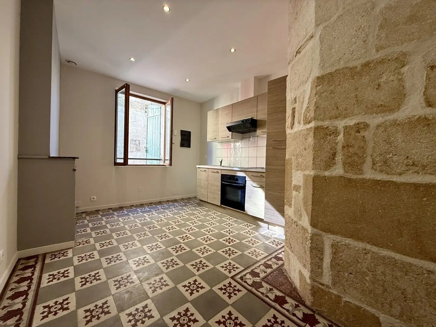 Maison à vendre, 67m², Sommières