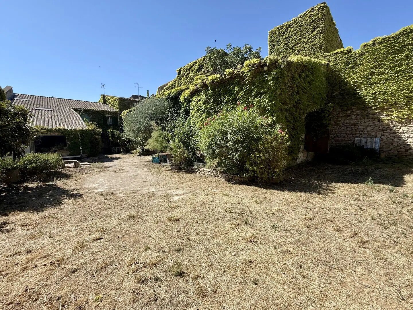 Maison à vendre, 390m², Milhaud