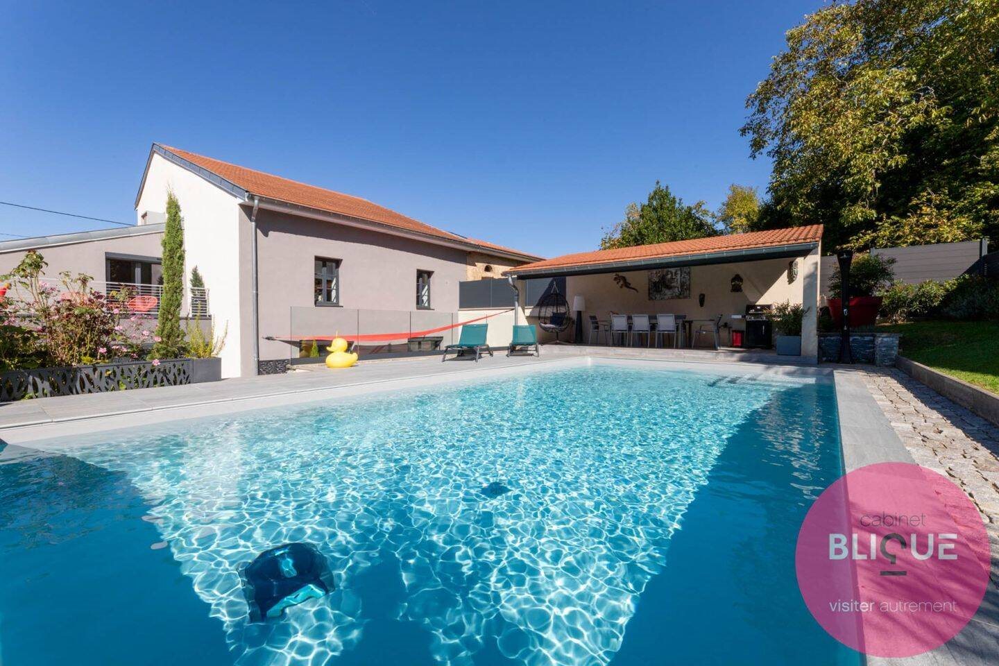 Maison à louer, 307m², Lay-Saint-Christophe